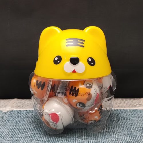 36x144g Xiaolu Dada Space Tiger Gummy Candy